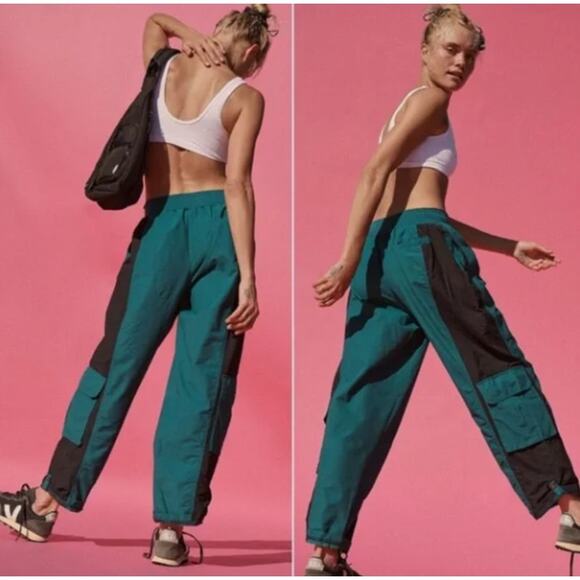 Free People FP Movement Mesmerize Me Colorblock Cargo Pants Size S Spruced Up - Picture 14 of 16